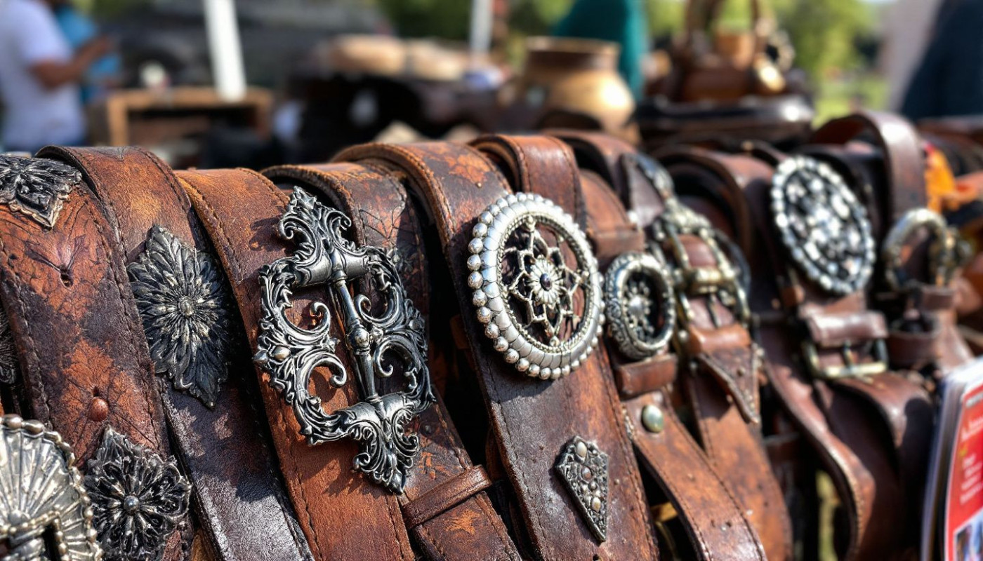 Les ceintures vintage et leur retour en force dans la garde-robe moderne